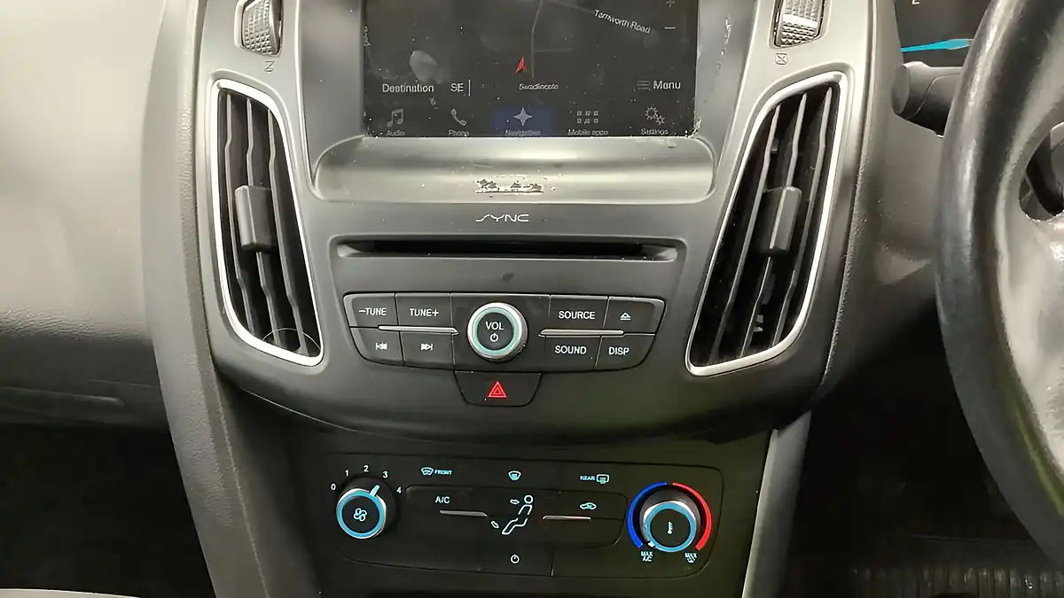 Used 2017 Ford Focus Zetec Edition White - Interior and Exterior details 9
