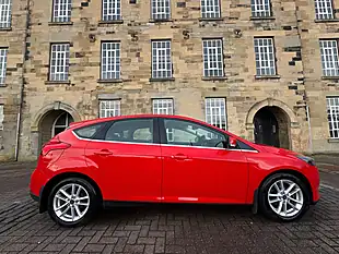 Used 2017 Ford Focus Zetec Red - Interior and Exterior details 10