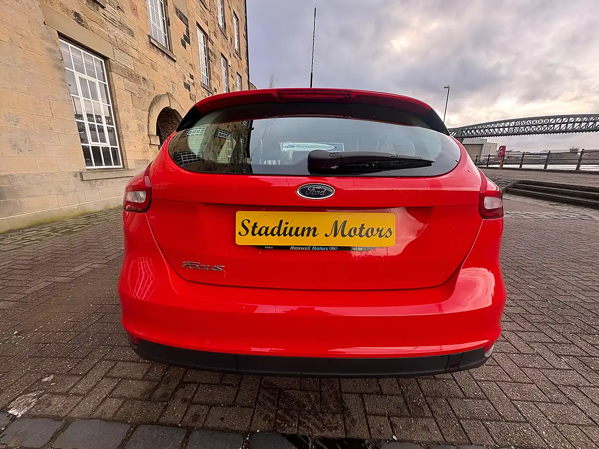 Used 2017 Ford Focus Zetec Red - Interior and Exterior details 13