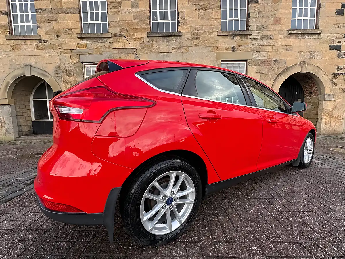 Used 2017 Ford Focus Zetec Red - Interior and Exterior details 14