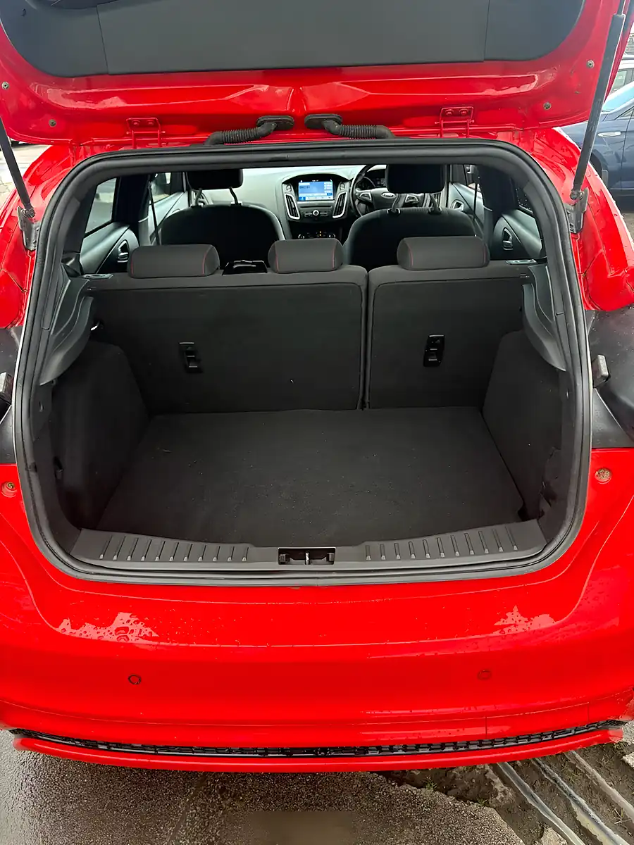 Used 2017 Ford Focus Zetec S Red Edition Red - Interior and Exterior details 7