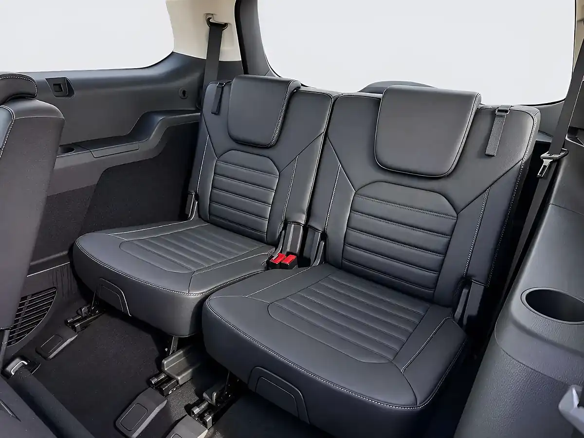 Used 2017 Ford Galaxy Titanium X Blue - Interior and Exterior details 12