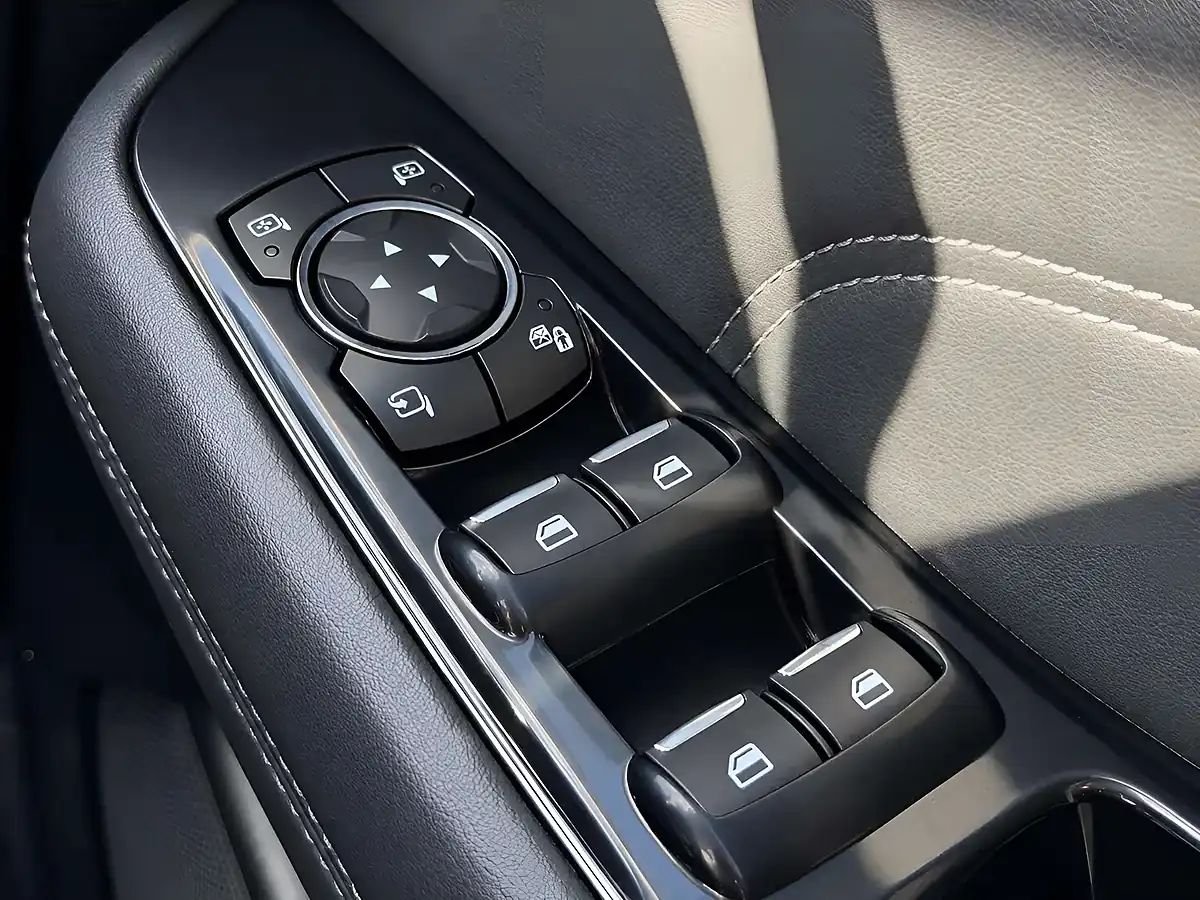 Used 2017 Ford Galaxy Titanium X Blue - Interior and Exterior details 17