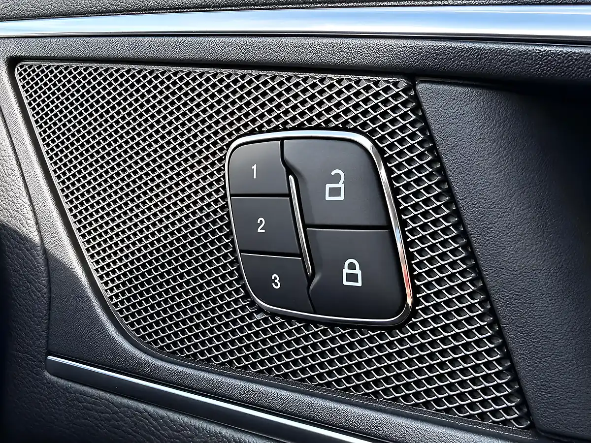 Used 2017 Ford Galaxy Titanium X Blue - Interior and Exterior details 18