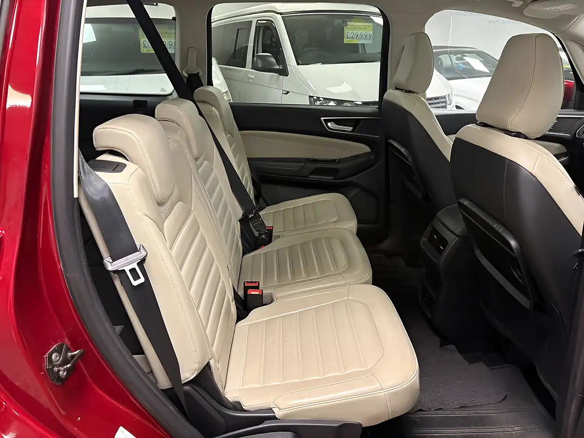Used 2017 Ford Galaxy Titanium X Red - Interior and Exterior details 5