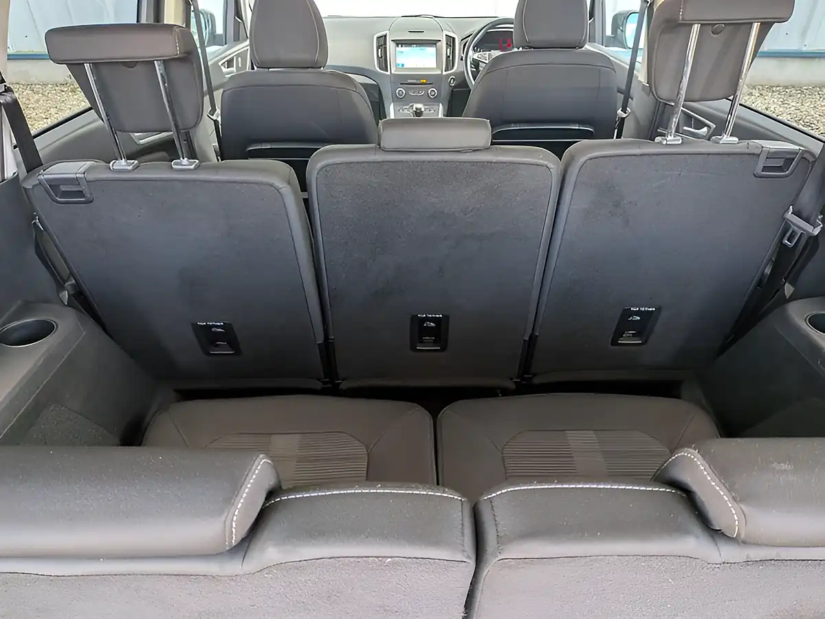 Used 2017 Ford Galaxy Zetec Grey - Interior and Exterior details 18
