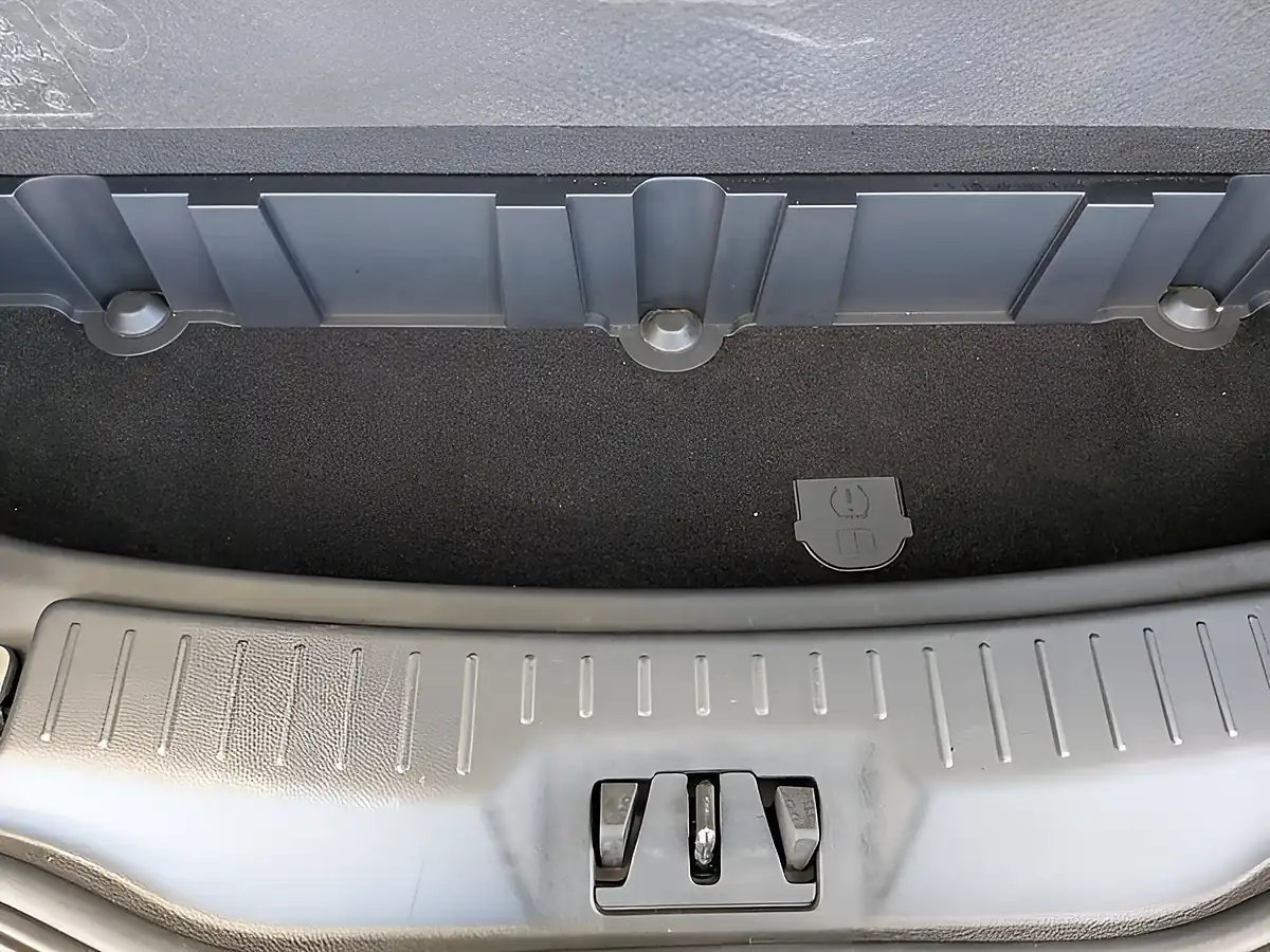 Used 2017 Ford Galaxy Zetec Grey - Interior and Exterior details 19