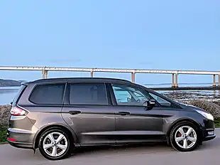 Used 2017 Ford Galaxy Zetec Grey - Interior and Exterior details 4