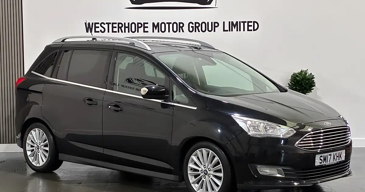 Used 2017 Ford Grand C-Max Titanium Black - Front View