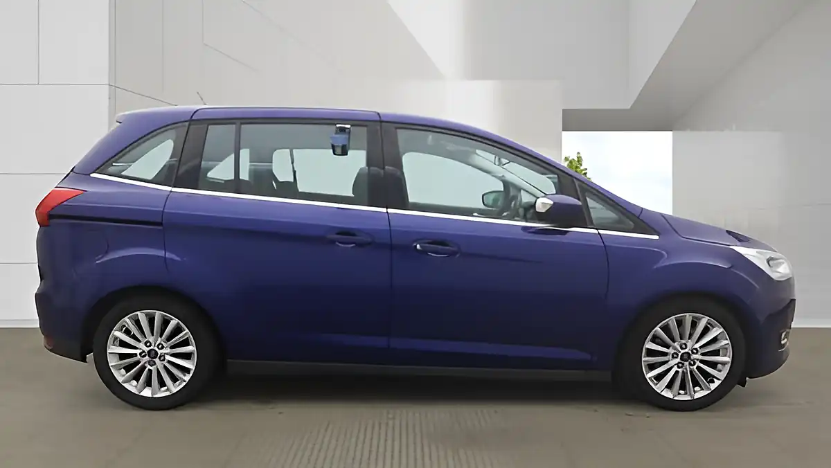 Used 2017 Ford Grand C-Max Titanium Blue - Interior and Exterior details 7