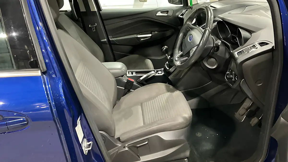 Used 2017 Ford Grand C-Max Titanium Blue - Interior and Exterior details 9