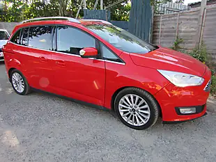 Used 2017 Ford Grand C-Max Titanium Red - Interior and Exterior details 9
