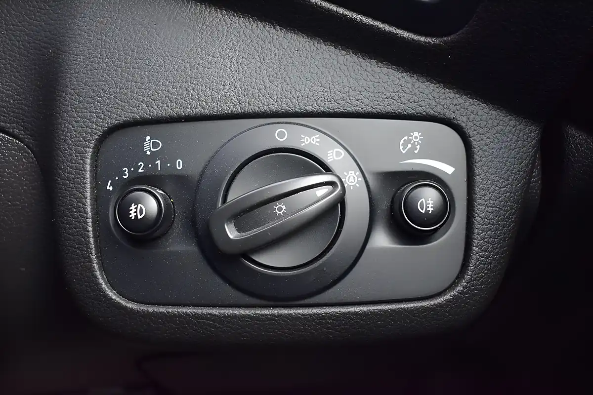 Used 2017 Ford Grand C-Max Titanium Silver - Interior and Exterior details 18