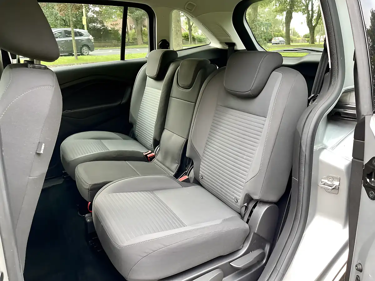 Used 2017 Ford Grand C-Max Titanium Silver - Interior and Exterior details 12