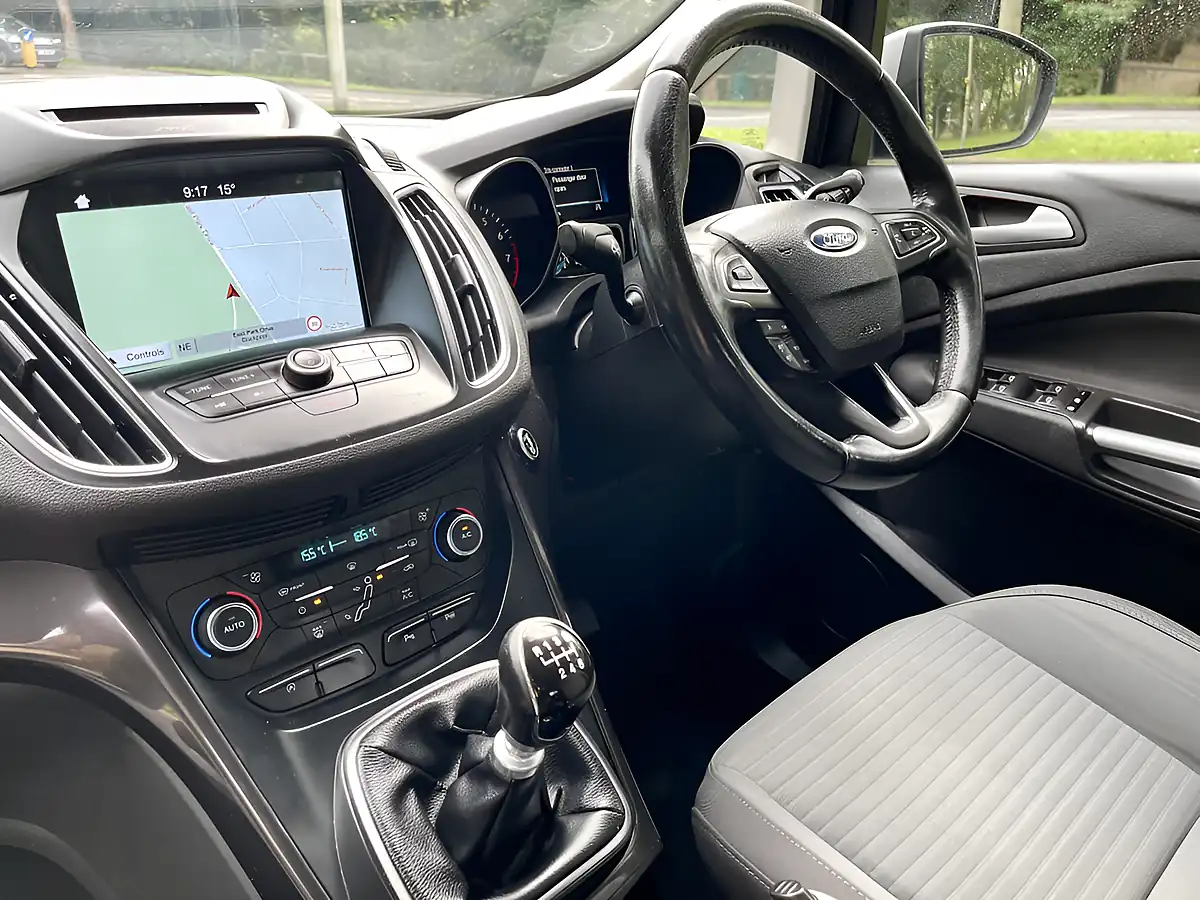Used 2017 Ford Grand C-Max Titanium Silver - Interior and Exterior details 17