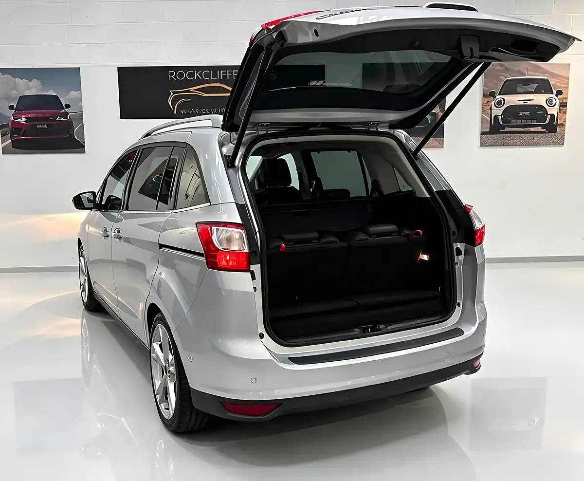 Used 2017 Ford Grand C-Max Titanium X Silver - Interior and Exterior details 5