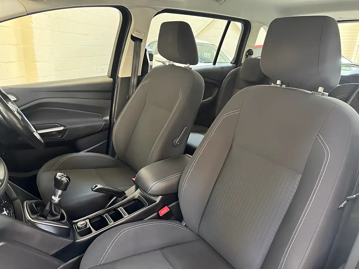 Used 2017 Ford Grand C-Max Zetec Blue - Interior and Exterior details 19