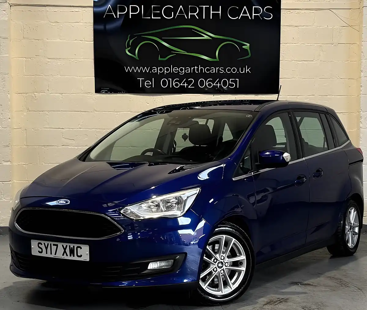 Used 2017 Ford Grand C-Max Zetec Blue - Interior and Exterior details 6
