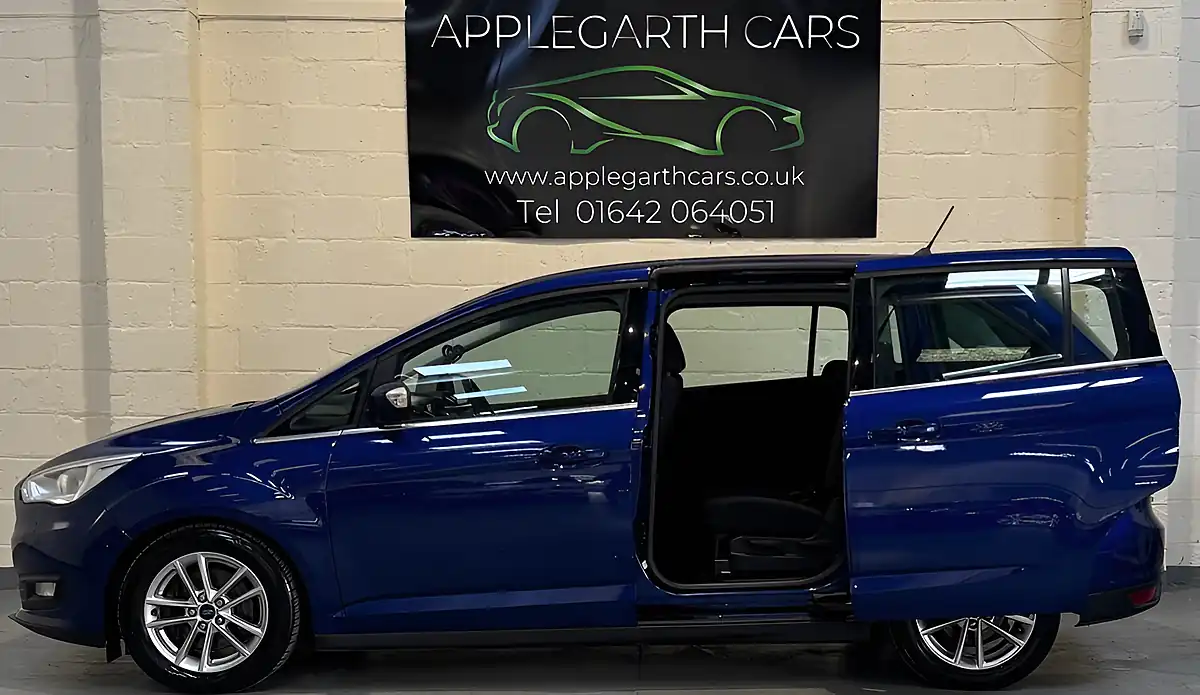Used 2017 Ford Grand C-Max Zetec Blue - Interior and Exterior details 8
