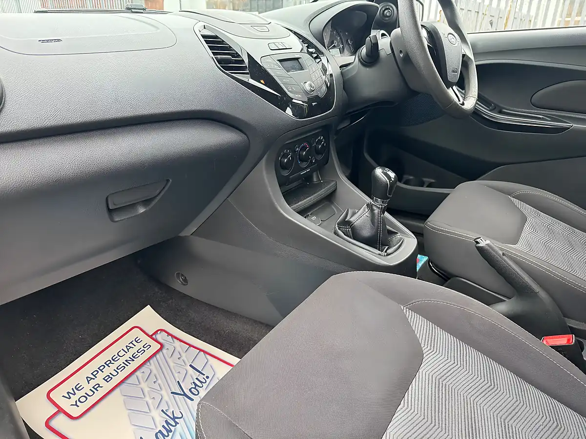 Used 2017 Ford Ka+ Studio Yellow - Interior and Exterior details 4