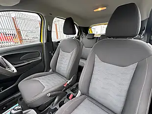 Used 2017 Ford Ka+ Studio Yellow - Interior and Exterior details 6