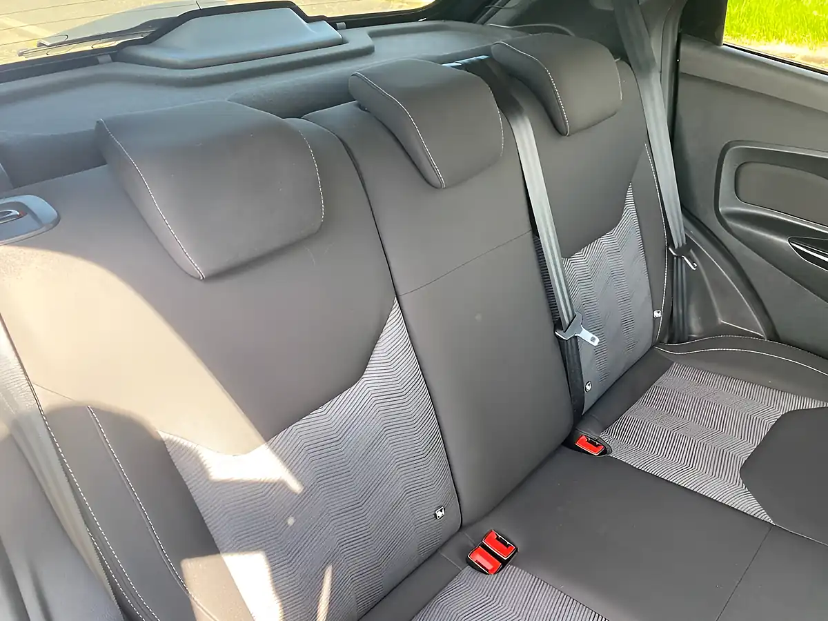 Used 2017 Ford Ka+ Zetec Black - Interior and Exterior details 13