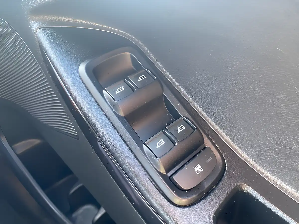 Used 2017 Ford Ka+ Zetec Black - Interior and Exterior details 14