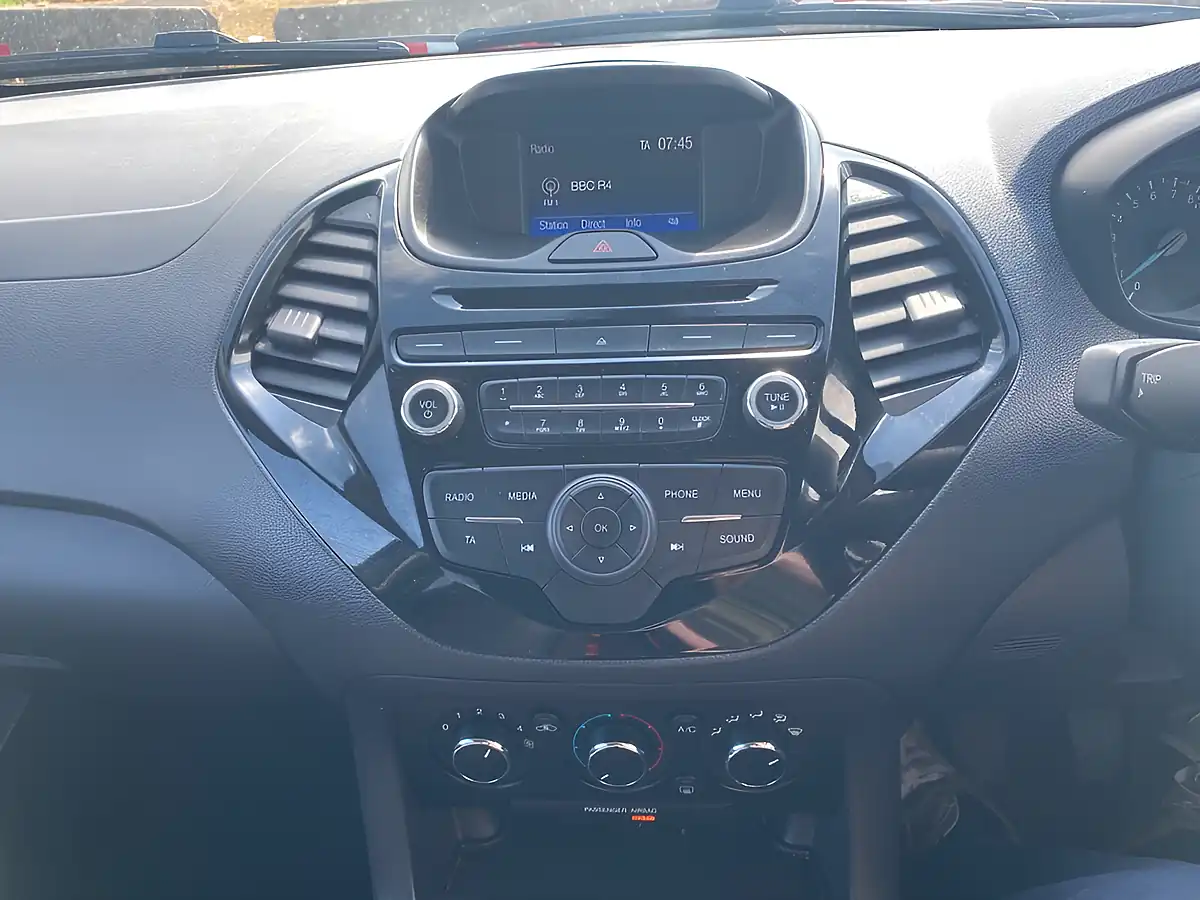 Used 2017 Ford Ka+ Zetec Black - Interior and Exterior details 5