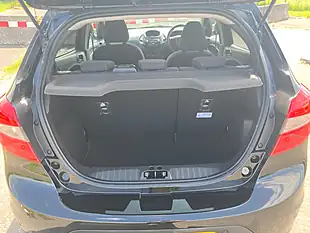 Used 2017 Ford Ka+ Zetec Black - Interior and Exterior details 8