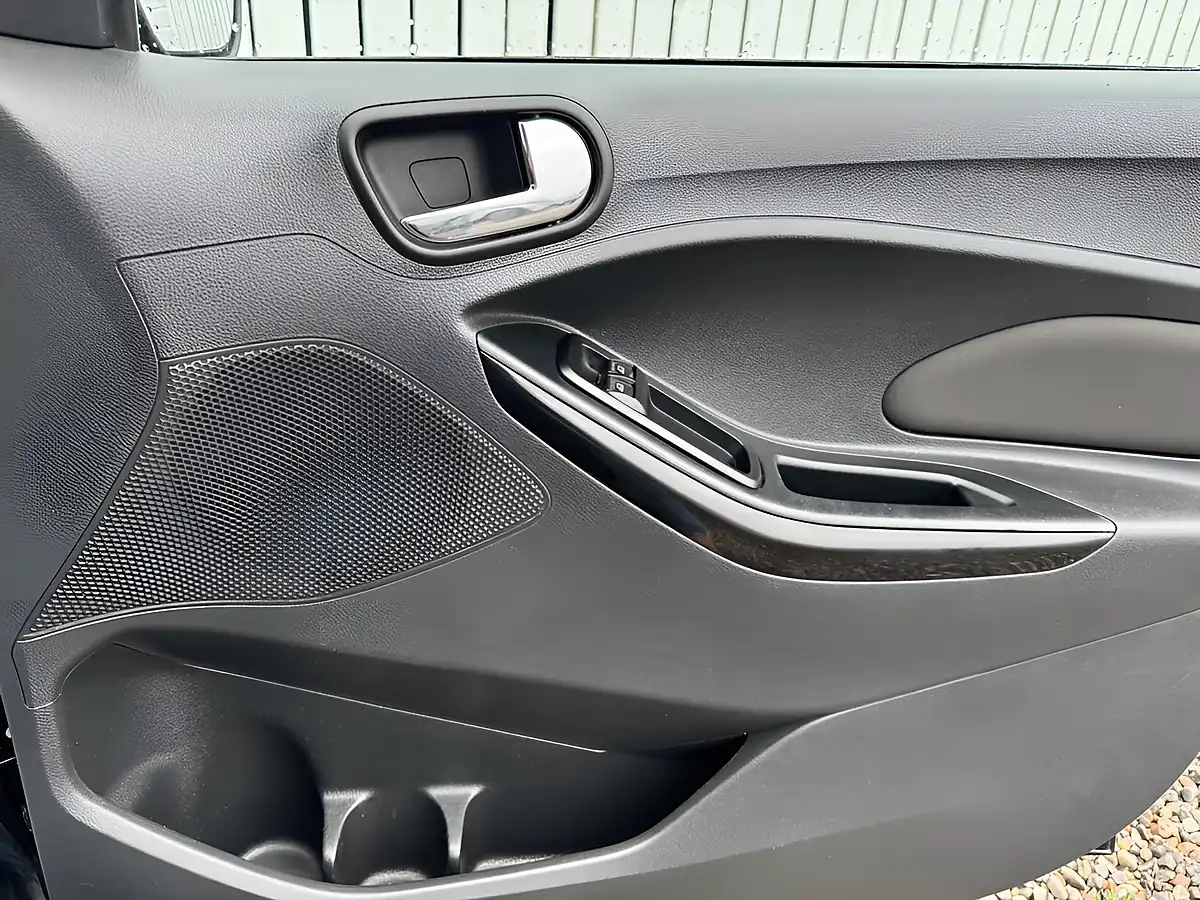 Used 2017 Ford Ka+ Zetec Black - Interior and Exterior details 20
