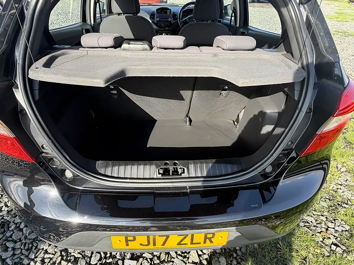 Used 2017 Ford Ka+ Zetec Black - Interior and Exterior details 12
