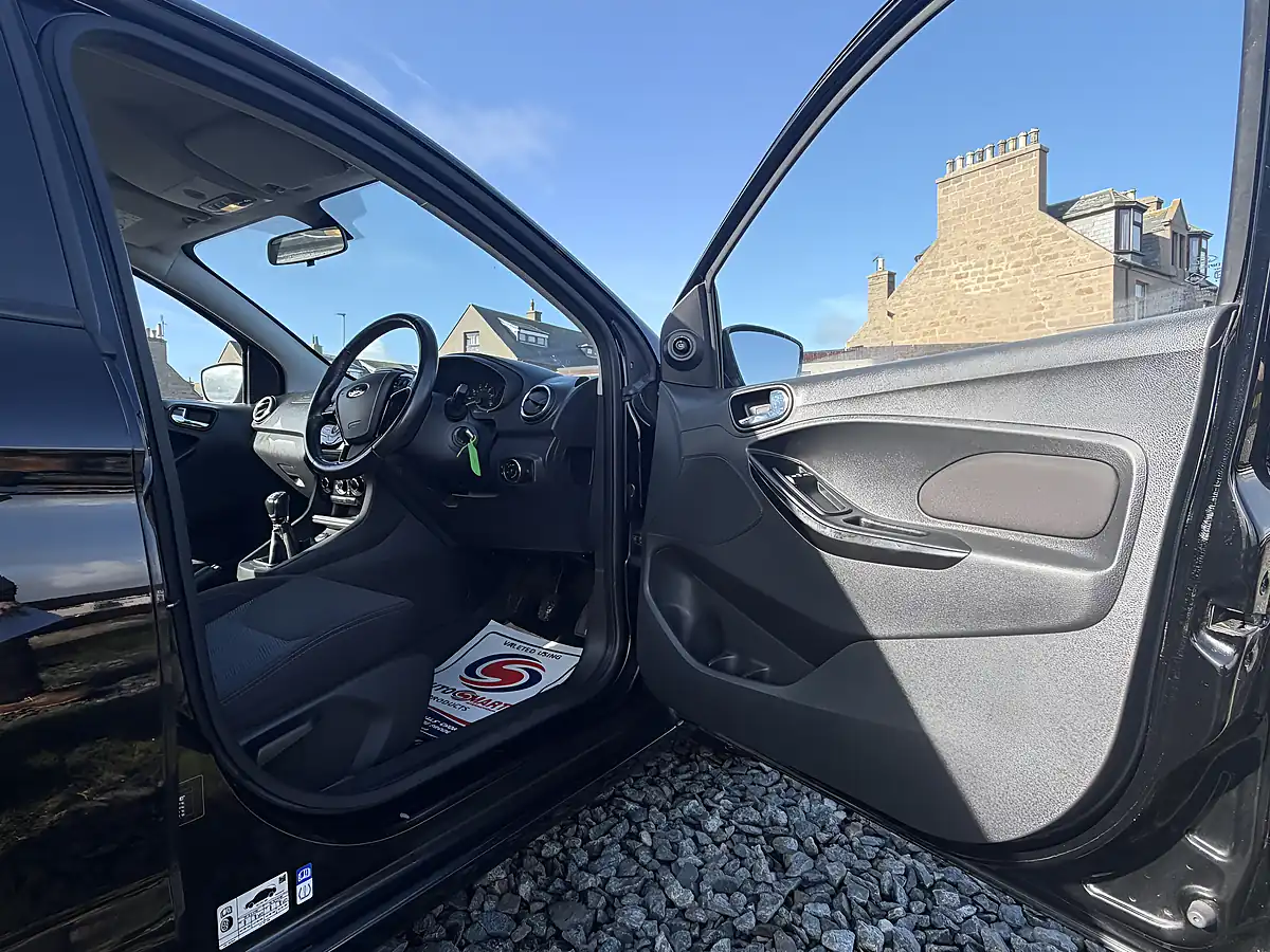 Used 2017 Ford Ka+ Zetec Black - Interior and Exterior details 15