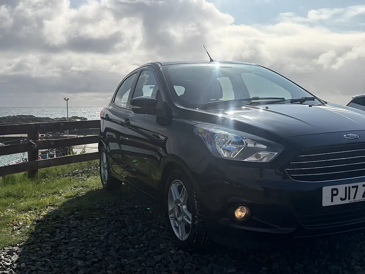 Used 2017 Ford Ka+ Zetec Black - Interior and Exterior details 3