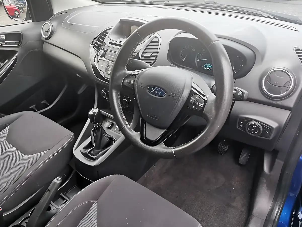Used 2017 Ford Ka+ Zetec Deep Impact Blue - Interior and Exterior details 7