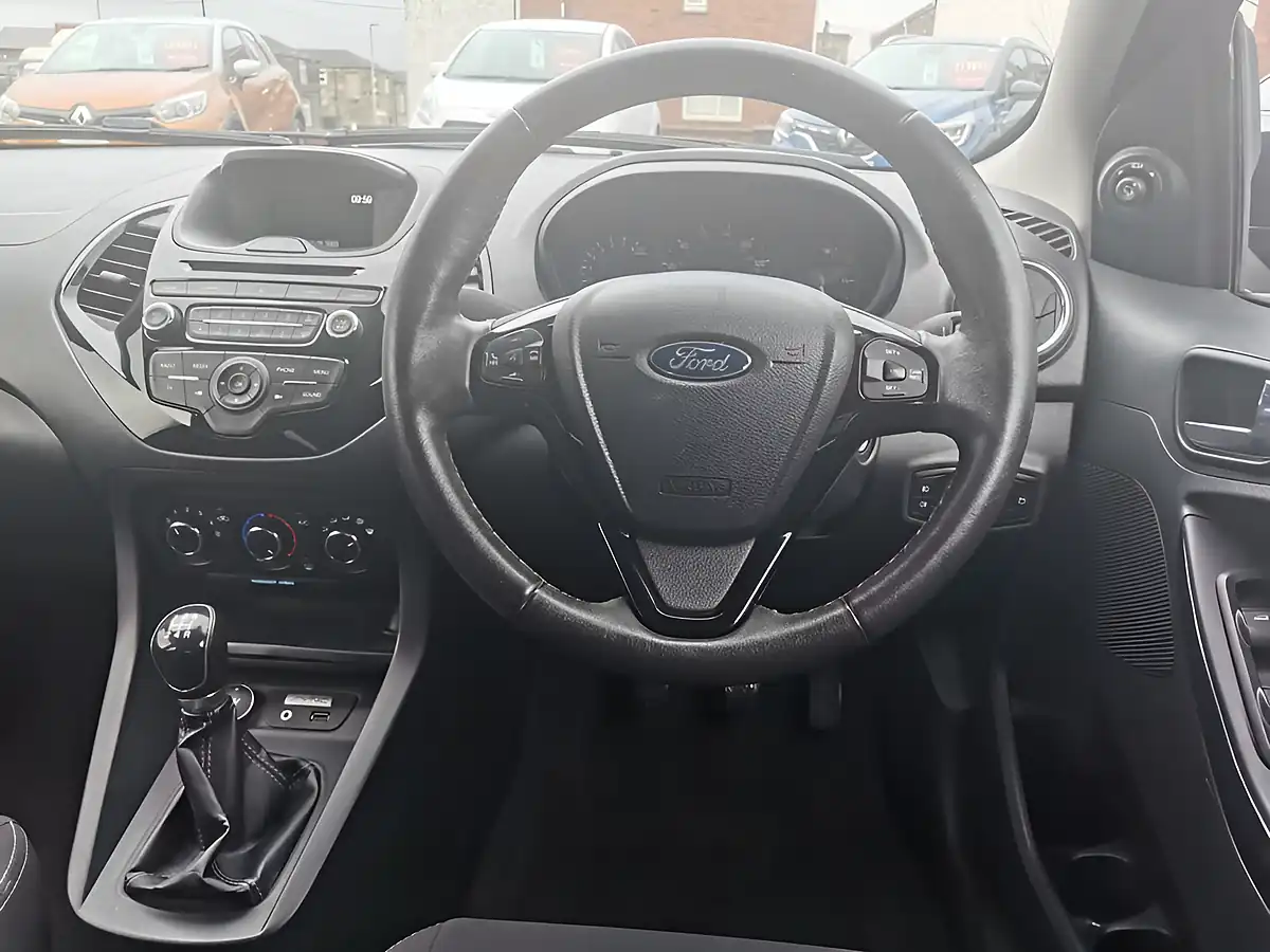Used 2017 Ford Ka+ Zetec Deep Impact Blue - Interior and Exterior details 9
