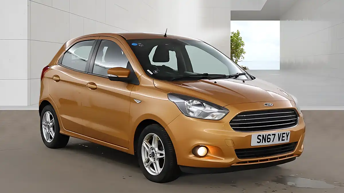 Used 2017 Ford Ka+ Zetec Gold - Front View