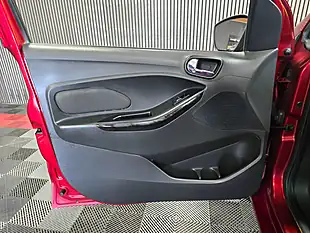 Used 2017 Ford Ka+ Zetec Red - Interior and Exterior details 11