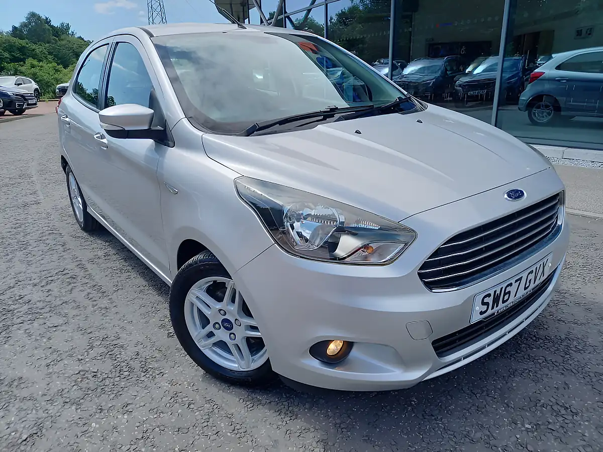 Used 2017 Ford Ka+ Zetec Silver - Front View