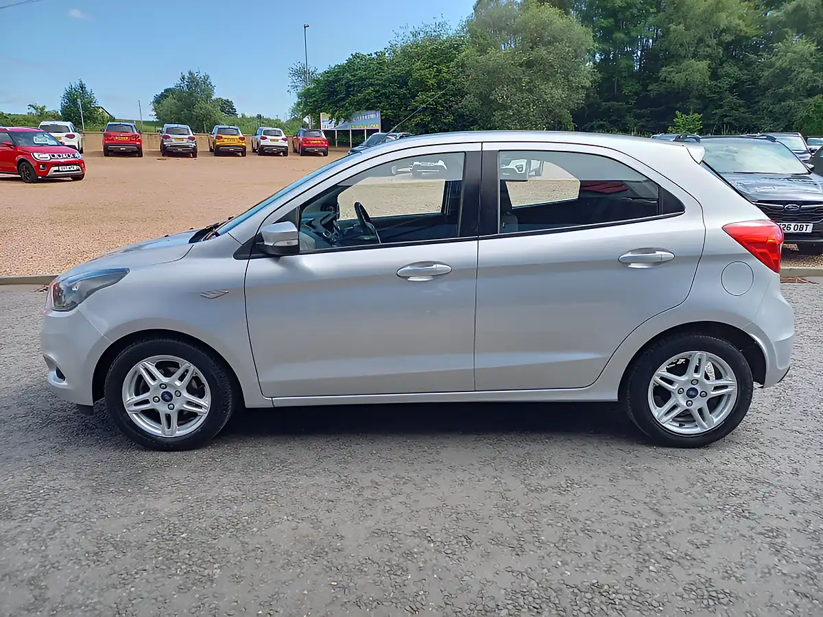 Used 2017 Ford Ka+ Zetec Silver - Interior and Exterior details 4