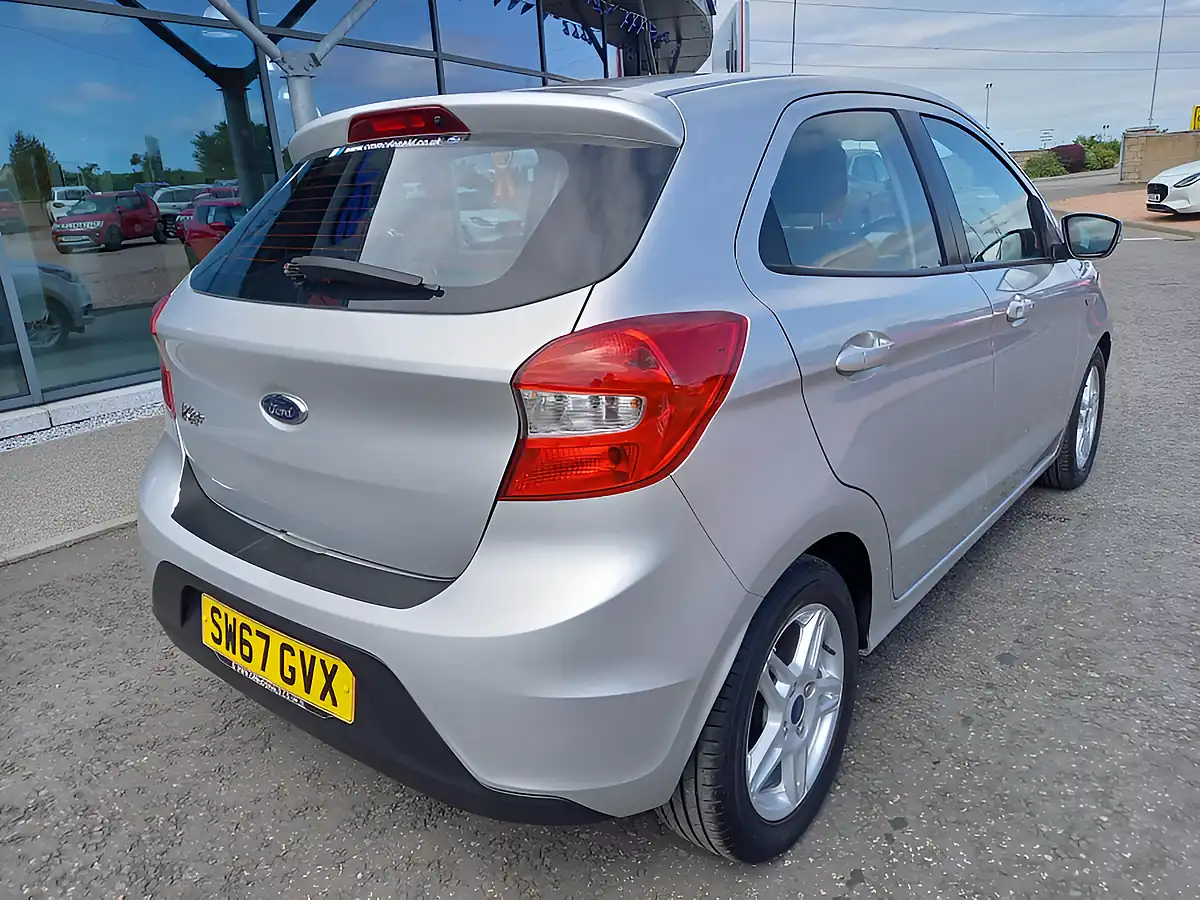Used 2017 Ford Ka+ Zetec Silver - Interior and Exterior details 8