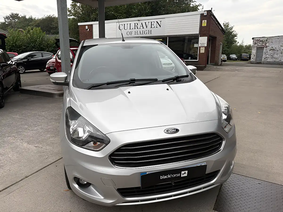 Used 2017 Ford Ka+ Zetec Silver - Front View