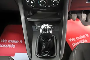 Used 2017 Ford Ka+ Zetec White - Interior and Exterior details 15