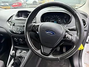 Used 2017 Ford Ka+ Zetec White - Interior and Exterior details 8