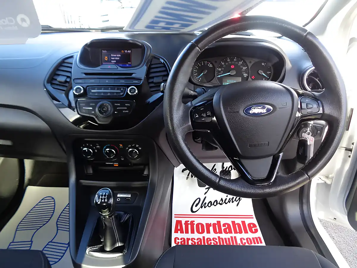 Used 2017 Ford Ka+ Zetec White - Interior and Exterior details 11