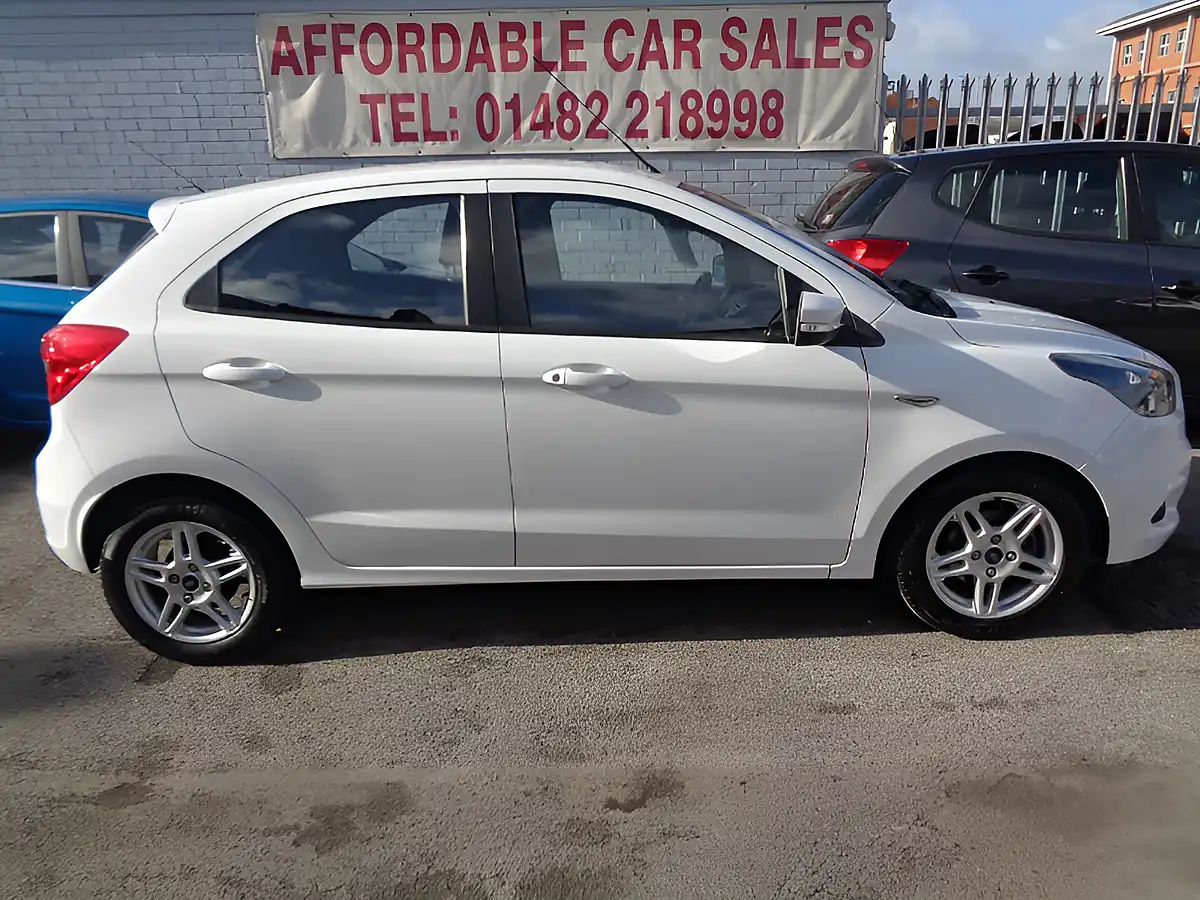 Used 2017 Ford Ka+ Zetec White - Interior and Exterior details 17