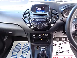 Used 2017 Ford Ka+ Zetec White - Interior and Exterior details 8