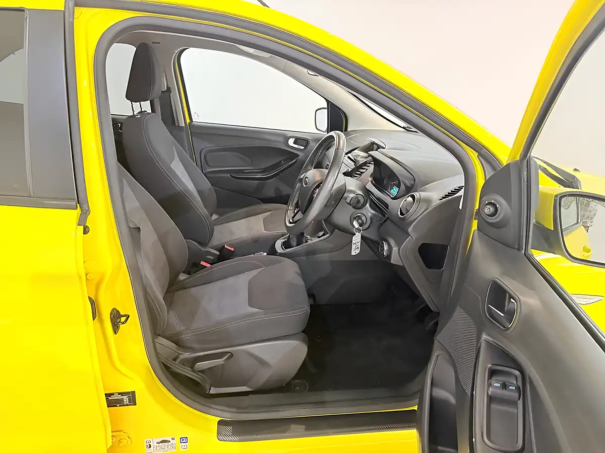 Used 2017 Ford Ka+ Zetec Yellow - Interior and Exterior details 10