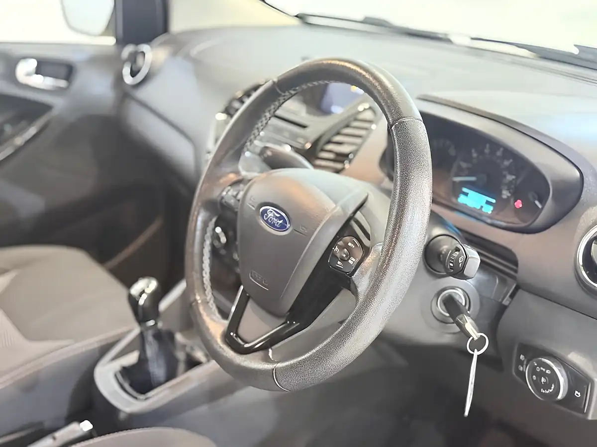 Used 2017 Ford Ka+ Zetec Yellow - Interior and Exterior details 16