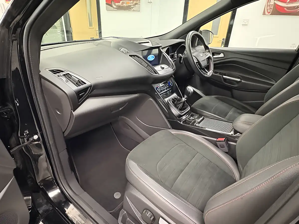 Used 2017 Ford Kuga ST-Line Black - Interior and Exterior details 11