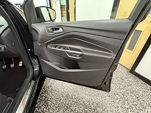 Used 2017 Ford Kuga ST-Line Black - Interior and Exterior details 17